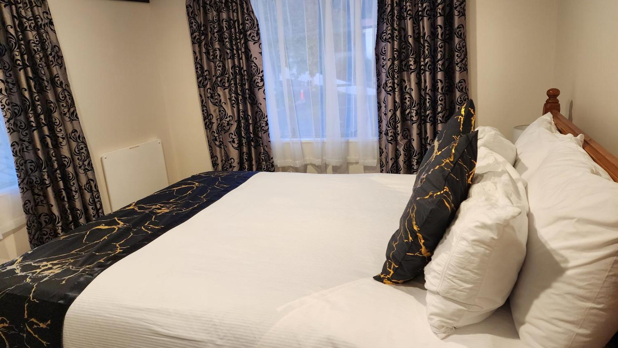 Bed & Breakfast @ Unsworth Heights Albany Auckland Bilik gambar